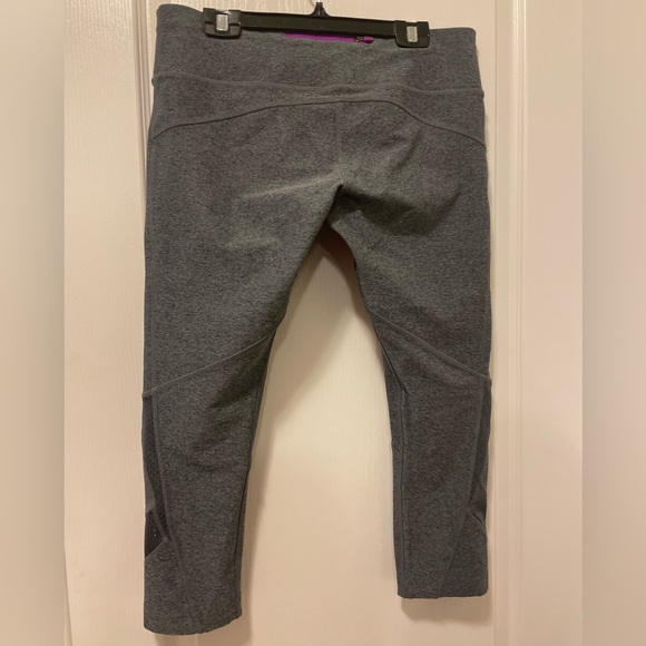 MPG capri grey tights with fuschia zip pocket size L - Picture 4 of 9